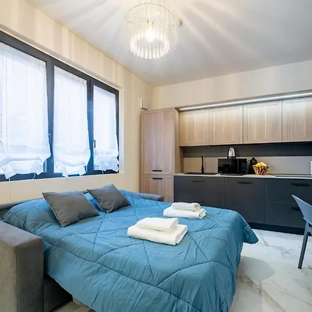 Guesthost - Piazza Garibaldi Lovely Flat * Parma