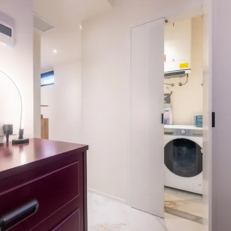 Guesthost - Piazza Garibaldi Lovely Flat Apartman