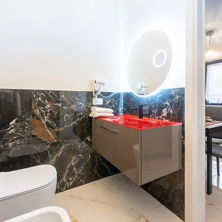 Apartman Guesthost - Piazza Garibaldi Lovely Flat Parma